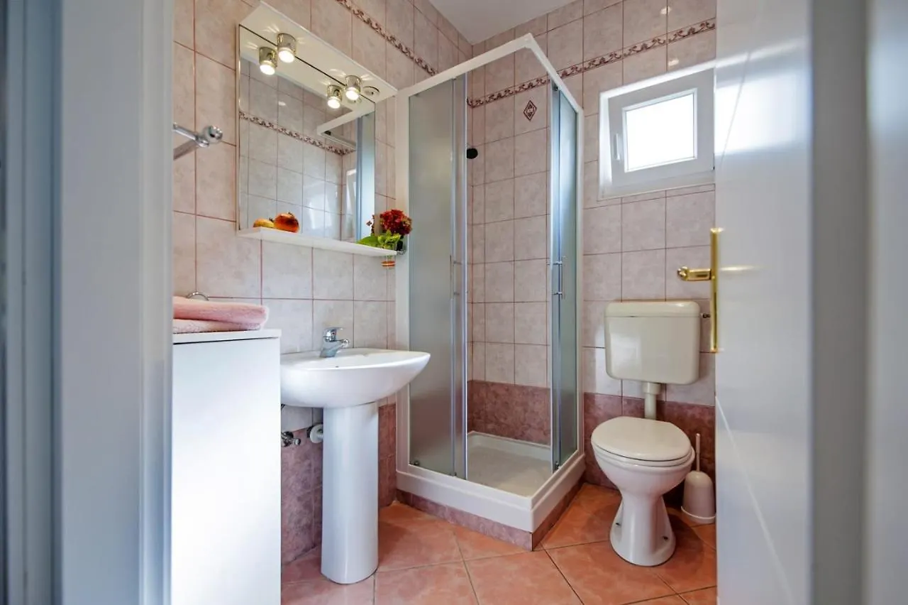 Apartments Pino Rovinj Guest house