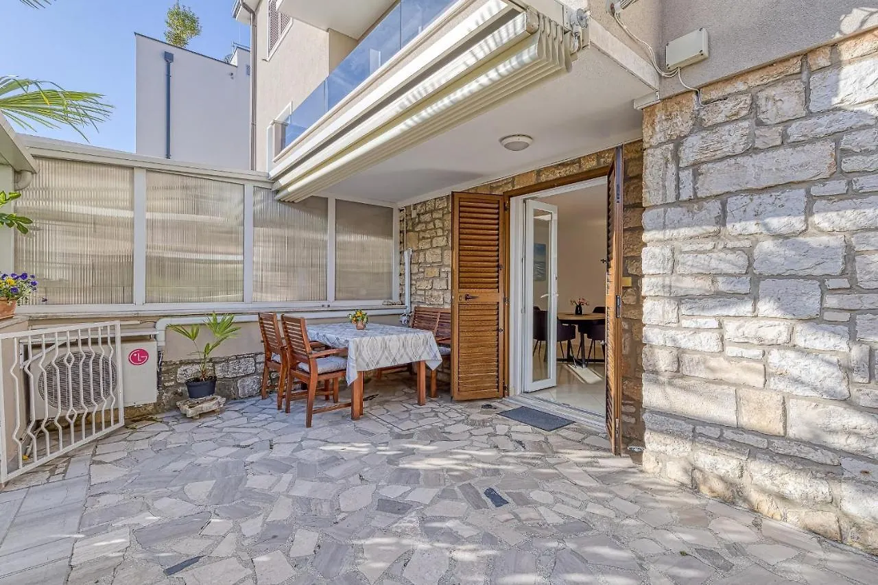 Apartments Pino Rovinj Guest house