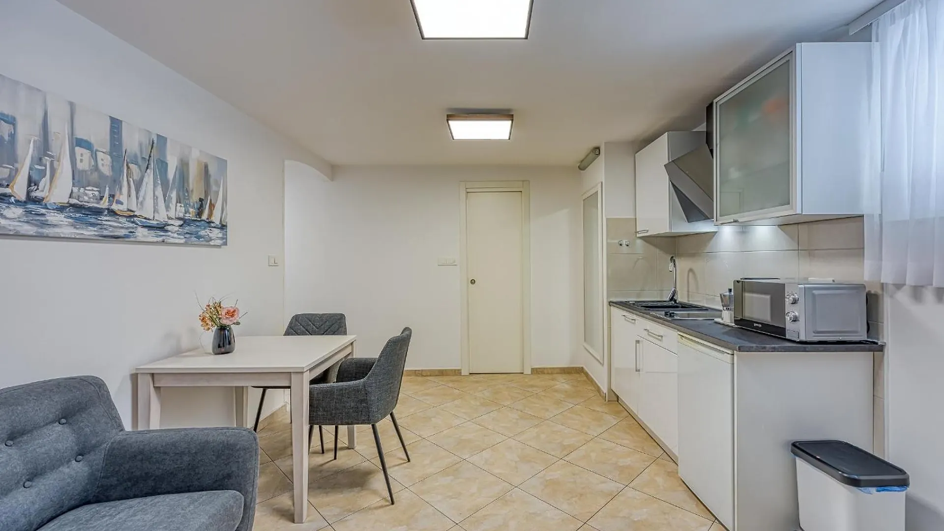 Guest house Apartments Pino Rovinj